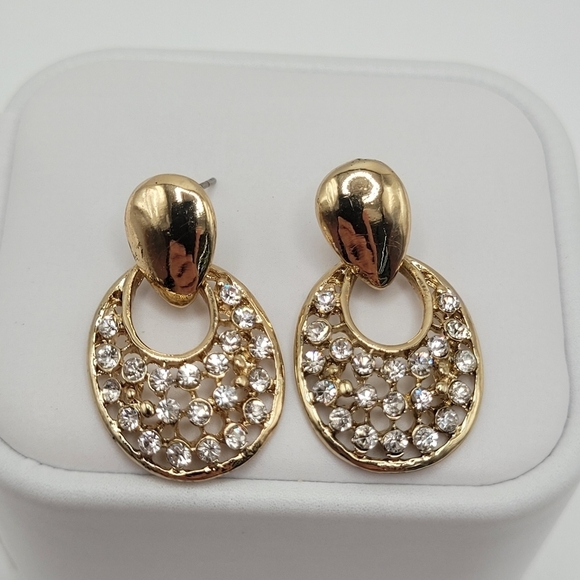✨2/$10✨Gold Earrings with Small Diamonds Dangle Elegant Tone Casual Statement 1" - Picture 5 of 8